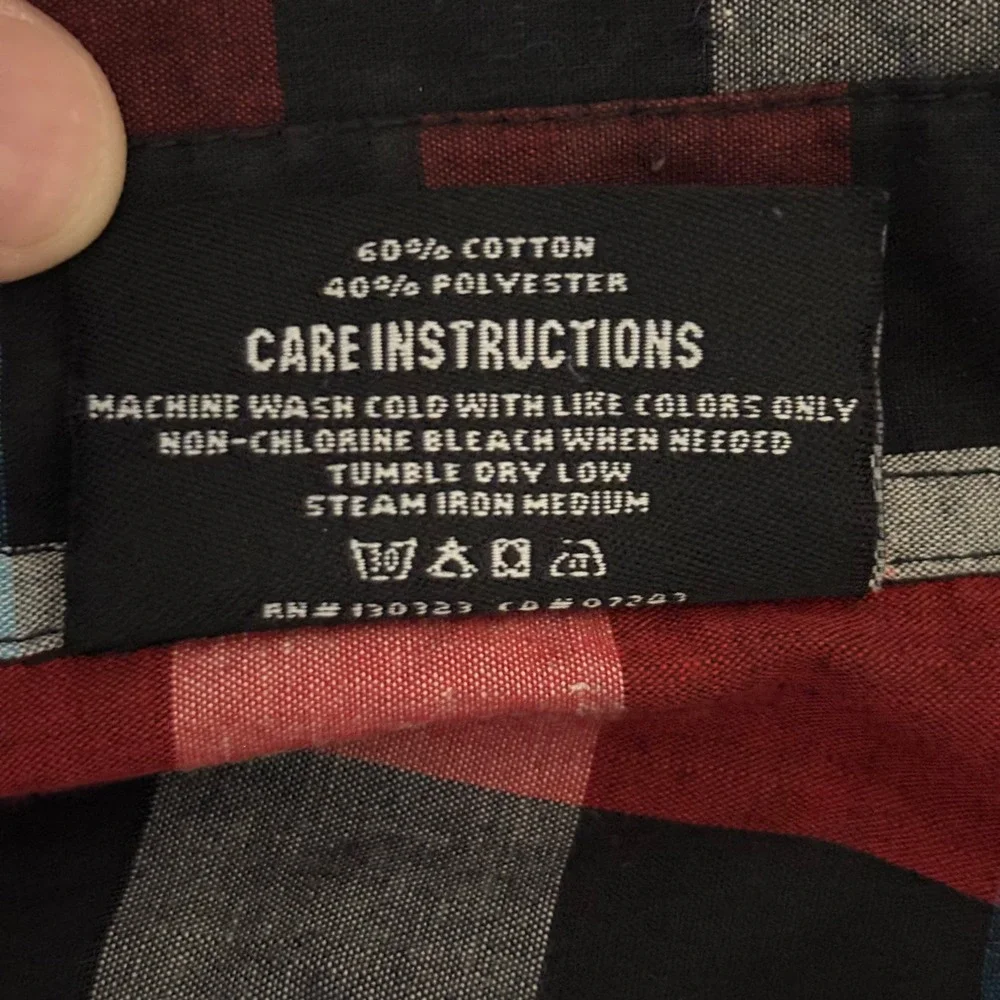 Zoo York Mens Plaid Button Down Shirt Long Sleeve Red Blue‎ Black Large